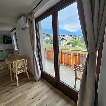 Gozdni Moz Apartament *